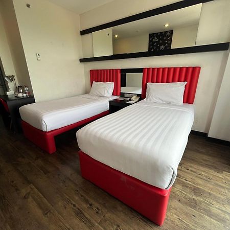 Kalya Hotel Bandung Dago Exterior photo
