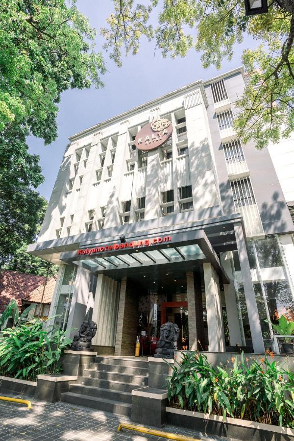 Kalya Hotel Bandung Dago Exterior photo