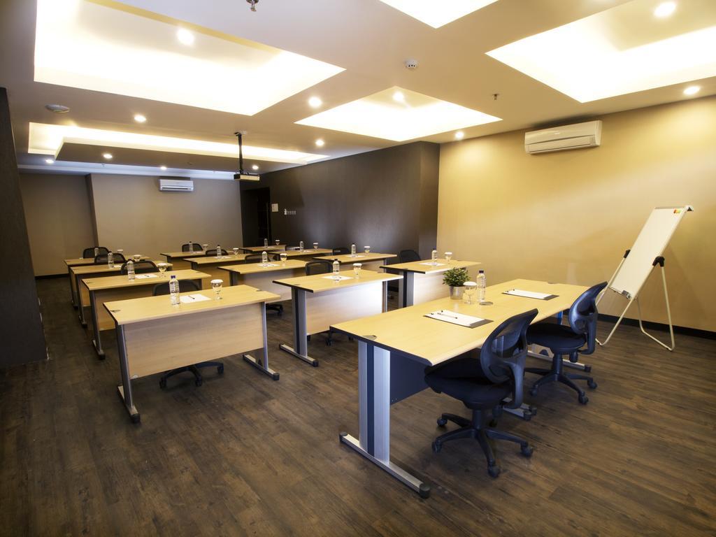 Kalya Hotel Bandung Dago Exterior photo